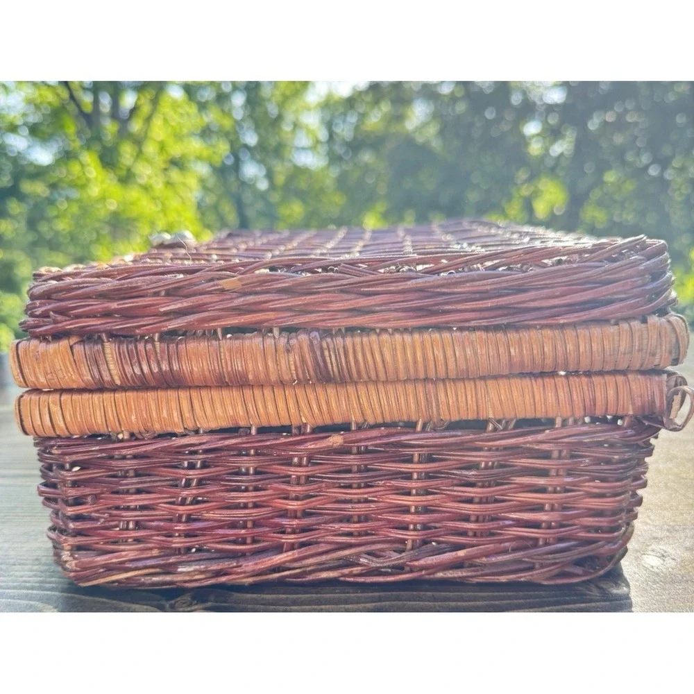 Wicker Picnic Basket Woven Storage Basket w Handle Latch Vintage Style 13.5" - Picture 10 of 12
